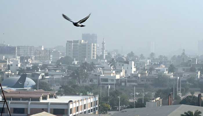 کراچی اور بلوچستان کے مختلف حصوں میں سردی کی لہر برقرار