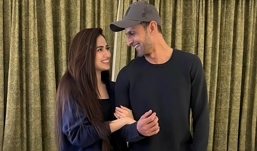 شعیب ملک اور ثناء جaved کی پہلی سالگرہ کا قطر میں جشن