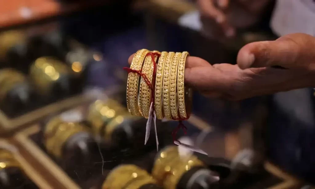 Gold Prices Rise in Pakistan: Latest Rates for January 8, 2025