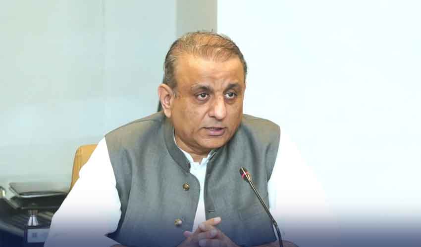 Pakistan’s Firm Response to Indian Aggression: Abdul Aleem Khan’s Condemnation and Appeal for Peace