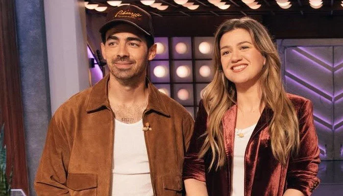 Kelly Clarkson’s Affection for Joe Jonas Unrequited