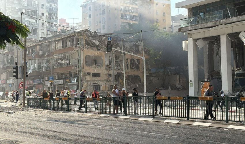 Iran’s Ballistic Missile Strikes Beersheba Hospital: Escalating Tensions and Widespread Damage in Israel