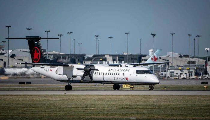 Air Canada Flight Attendants Threaten Strike, Impacting Thousands