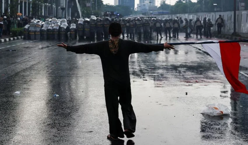 Indonesian Students to Protest Police Headquarters After Fatal Accident