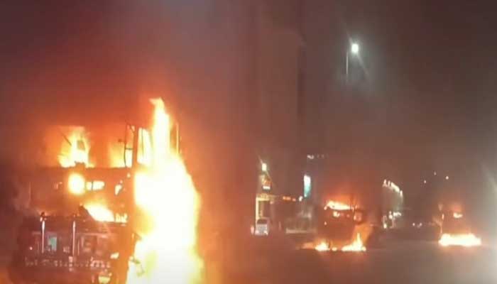 Mob Torches Trucks After Deadly Accident in Karachi