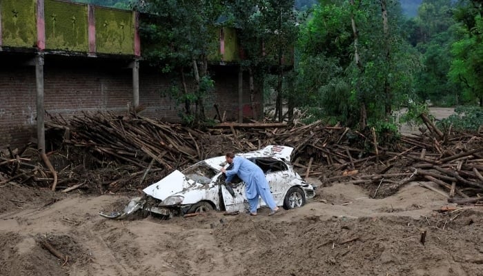 Widespread Devastation in Pakistan as Floods Claim Almost 400 Lives