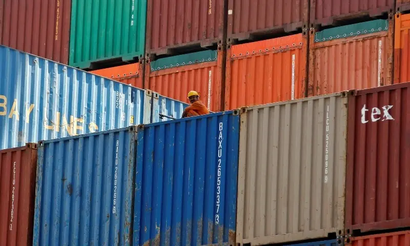 Adani Ports to Ban Sanctioned Russian Oil Tankers