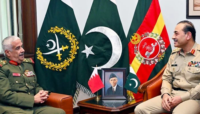 Deepening Military Ties: Bahrain National Guard Commander Meets with Field Marshal Asim Munir