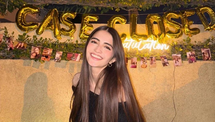 **** Mirab Ali Celebrates Graduation in Style, Proves She’s a True Star