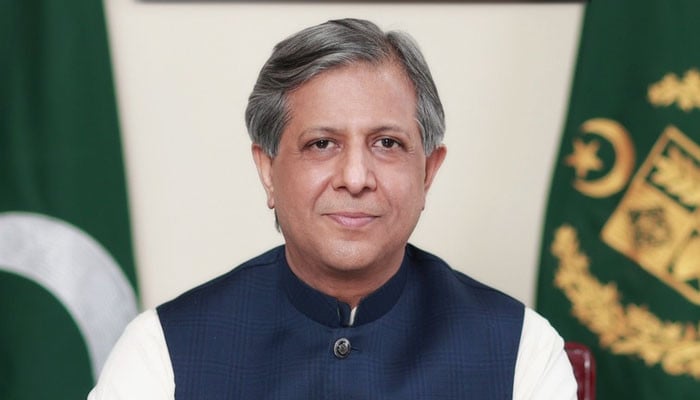 Pakistan Law Minister Defends Ordinance on Presidential Approval