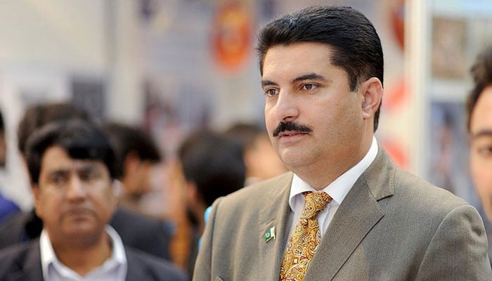 Pakistan Vows to Defend Its Territory Amid Escalating Tensions with Afghanistan