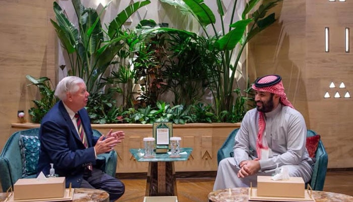 Saudi Crown Prince Meets US Senator to Discuss Regional Tensions and Bilateral Relations