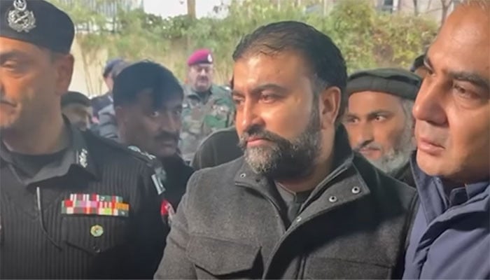 Pakistani Forces Pay Tribute to Martyred Policemen in Quetta