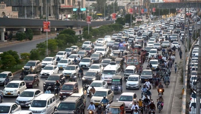 Carriers Struggle with Severe Traffic in Karachi During Ramzan