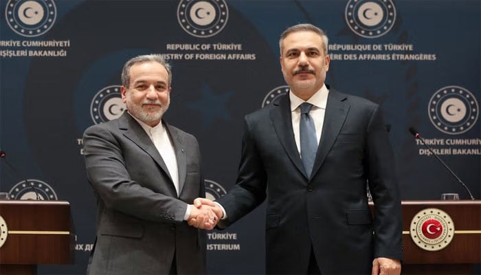 Turkey, Iran Agree to Resolve Domestic Issues Without External Intervention