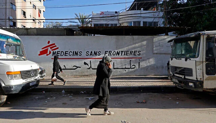 Israel Closes Rafah Crossing Temporarily, Leaving Palestinians in Crisis