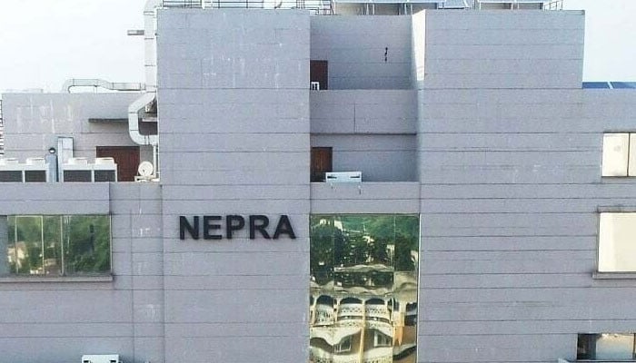 Pakistan Considers Electricity Price Hike Amid 22% Surge in Demand