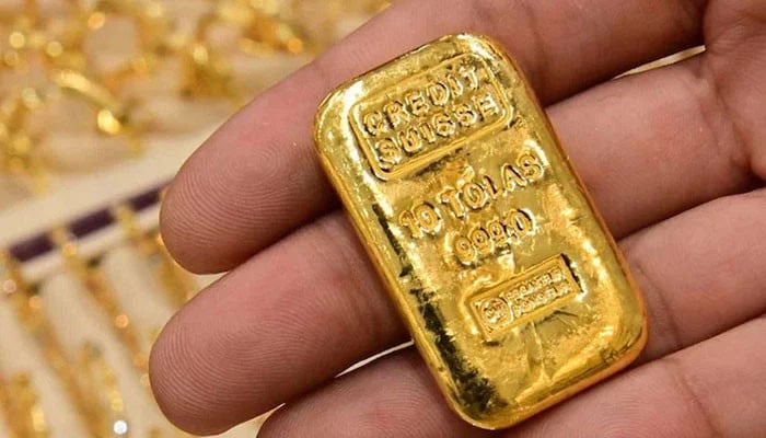 “Gold Prices in Pakistan Plunge as Global Market Fluctuations Take Hold”