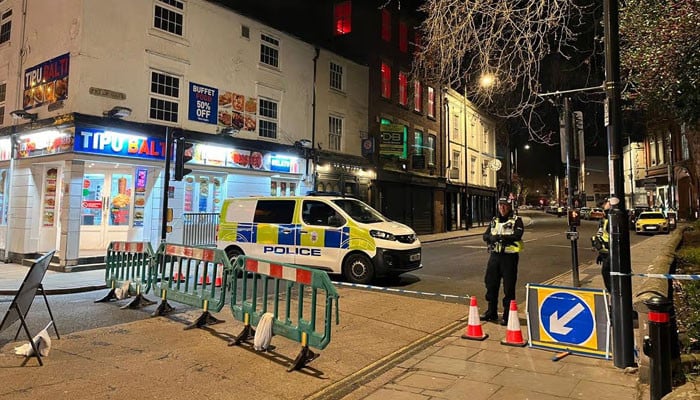 Multiple Injuries Reported in London Derbi Street Car Crash