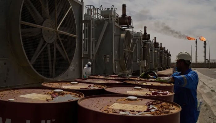 Global Oil Prices Soar Amid Escalating Tensions Between Iran and US