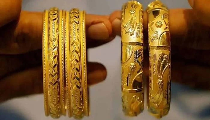 Gold Prices Fall in Pakistan Amid Global Market Volatility