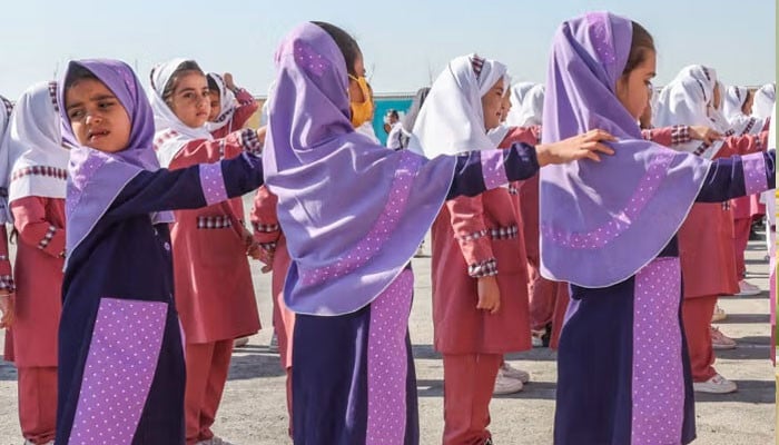 Iran Shifts Entire Education System to Online Learning Amid Ongoing Crisis