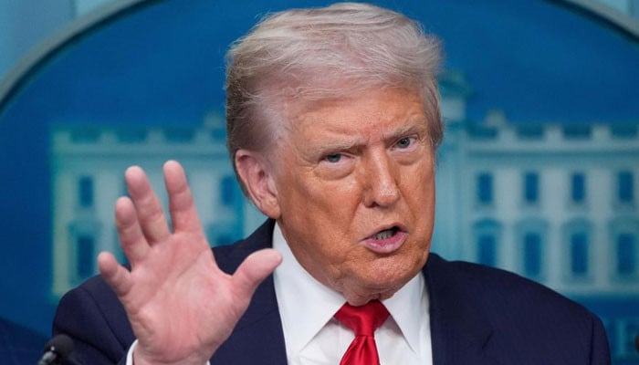 Trump Downplays Iran Talks Amid Escalating US-Iran Conflict