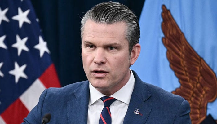 US-Iran Tensions Escalate Amid Reports of Airstrikes and Hostage Crisis