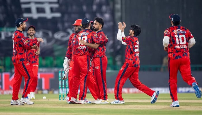 Cricket Stars Return to Karachi Kings Amid PSL 11