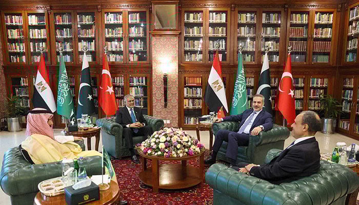 Regional Powers’ Mediation Efforts in Iran Conflict Reach a Deadlock